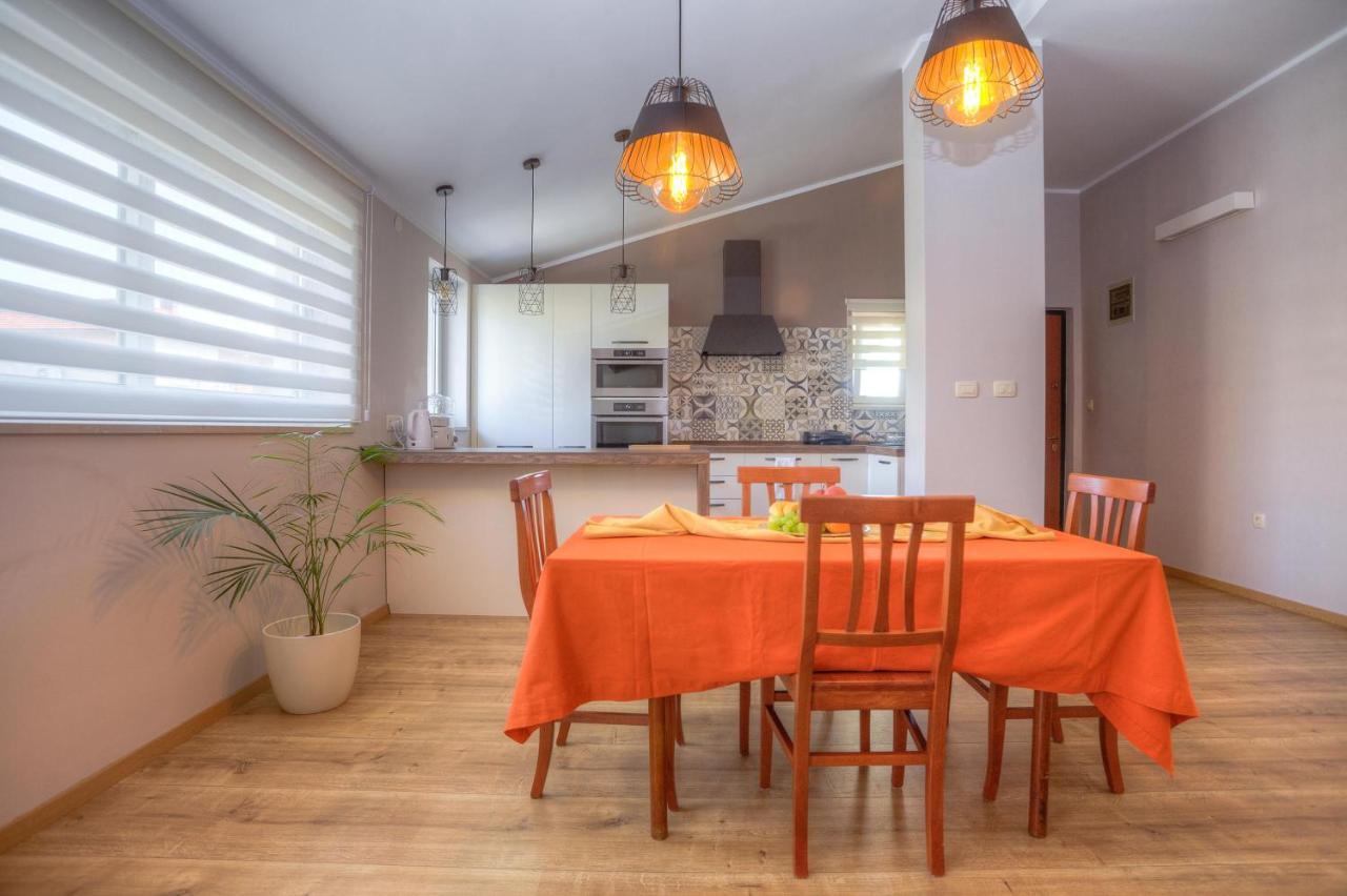 Diconi Apartman *